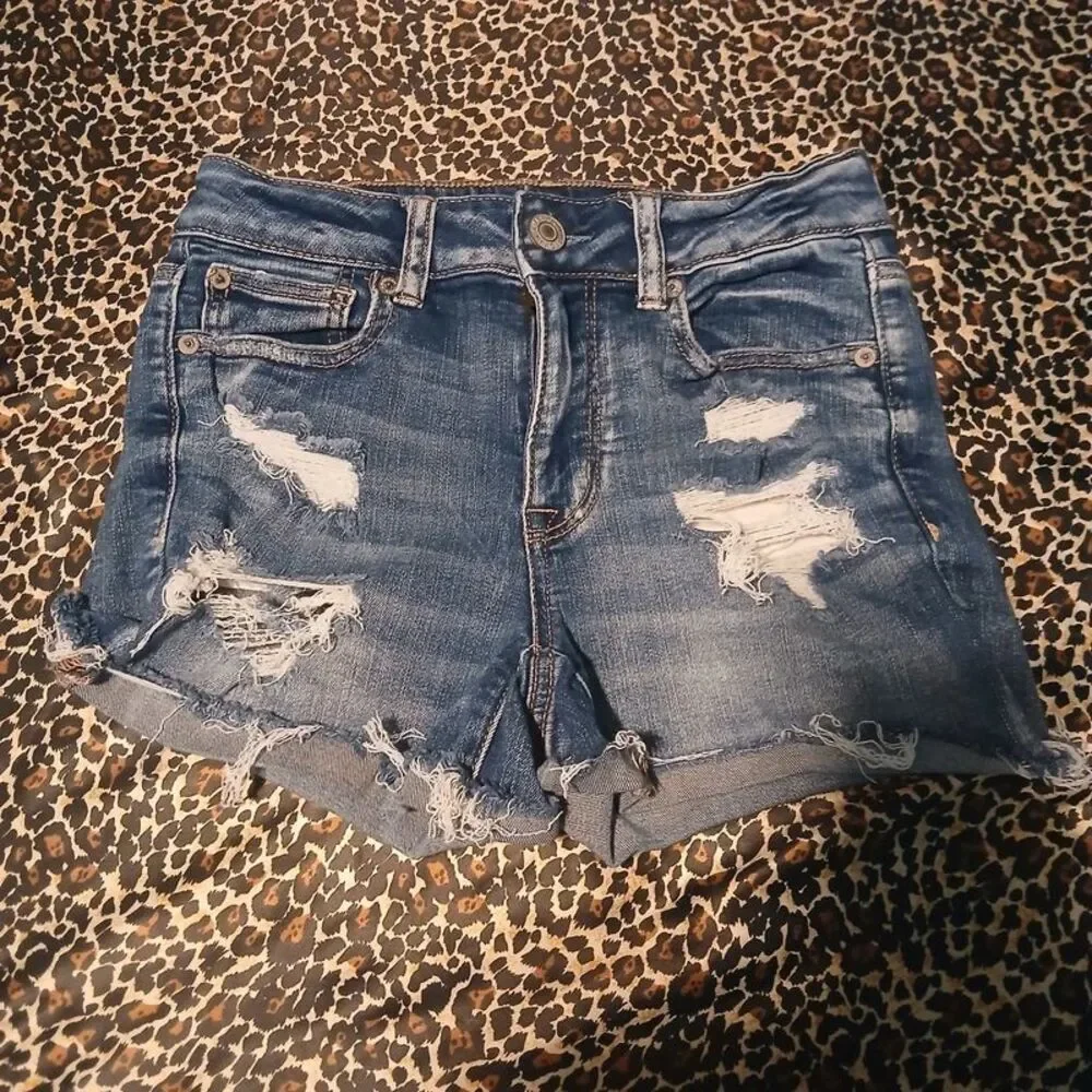 American Eagle Hi-Rise Shortie Distressed Denim Shorts size 4